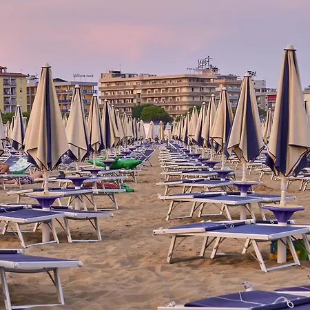 Enjoy The Sea View Of Our Modern Flat - Beahost * Bibione