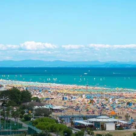 Enjoy The Sea View Of Our Modern Flat - Beahost